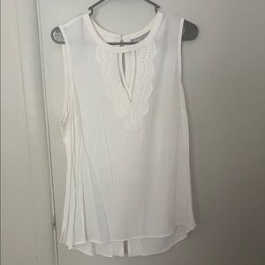 Daniel Rainn White Sleeveless Lace Blouse